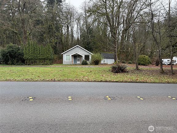 3rd image of 16332 Engebretsen Road