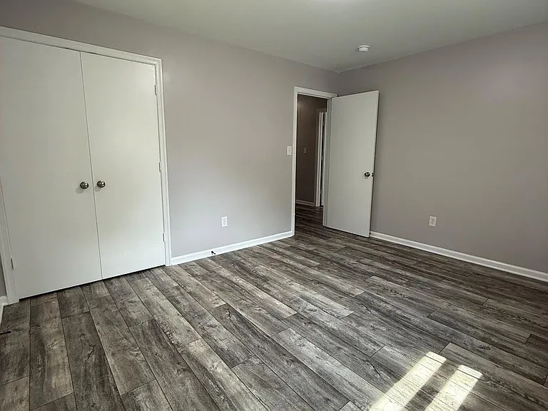 238 Betty Lewis Dr — Photo 16