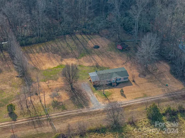 680 Plainview Estate Ln, Vale, NC 28168