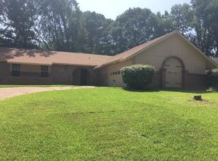 1708 Melrose Pl, Clinton, MS 39056