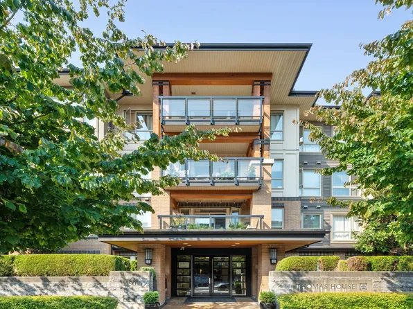 1150 Kensal Pl #302, Coquitlam, BC V3B 0H4
