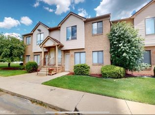 24102 Avon Ln, Clinton Township, MI 48036