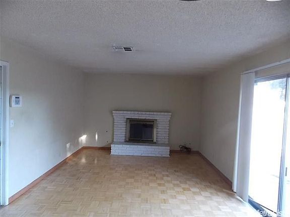 4th image of 8823 Hermosa Ct