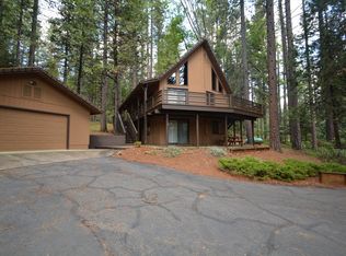 566 Blue Lake Springs Dr, Arnold, CA 95223