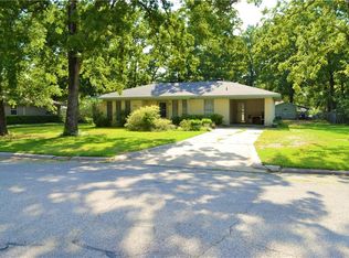 170 45th St SW, Paris, TX 75460