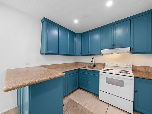 2nd image of 238-240 B Ave
