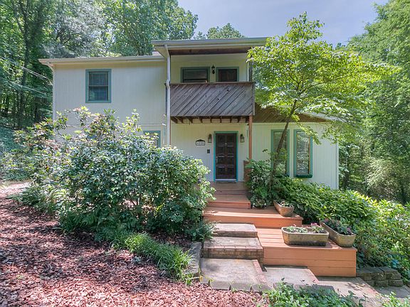 2nd image of 6128 Shadyway Ln