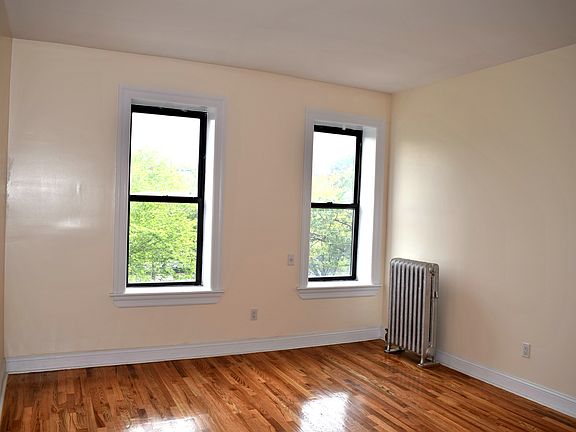4th image of 368 Eastern Pkwy APT 3B