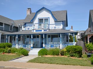 25 Ocean Ave, Oak Bluffs, MA 02557
