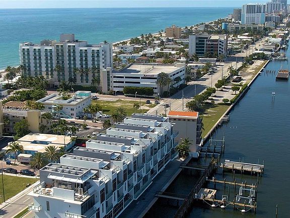 2nd image of 2850 N Ocean Dr #2850