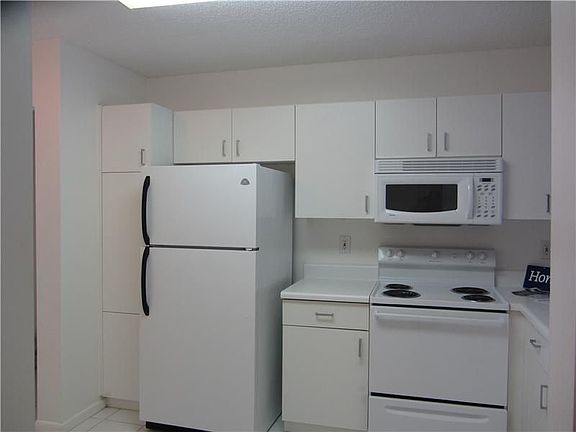 4th image of 9580 Weldon Cir APT K209
