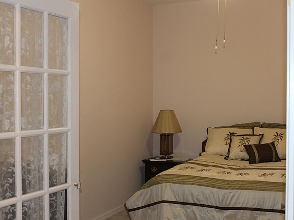 4th image of 1002 Otter Mill Way