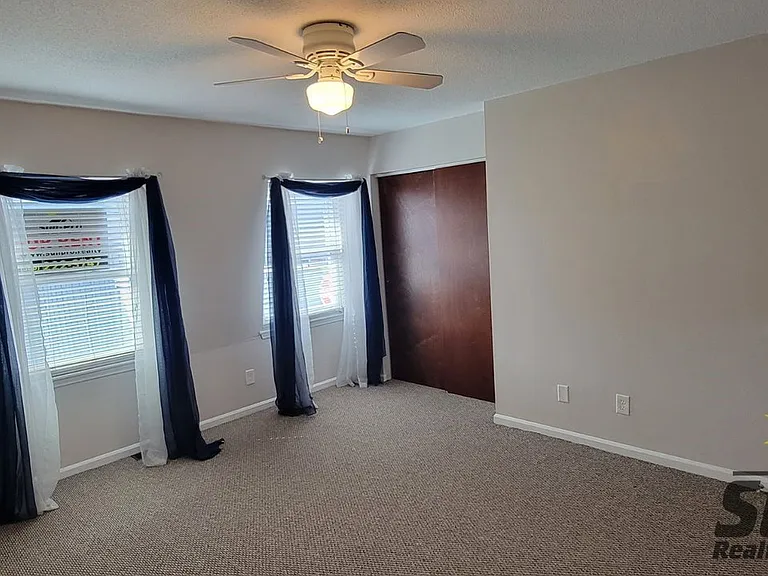 407 Lytle Ave — Photo 9