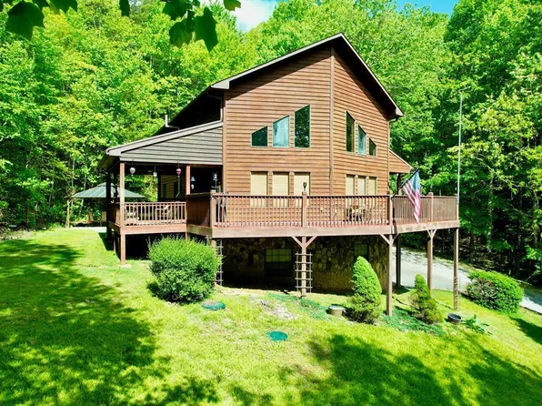 49 Richter Dr, Topton, NC 28781
