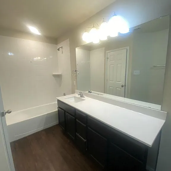 2604 Cortona St — Photo 24