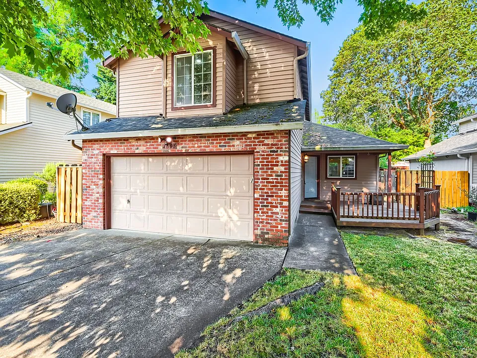 4605 SW 164th Ter