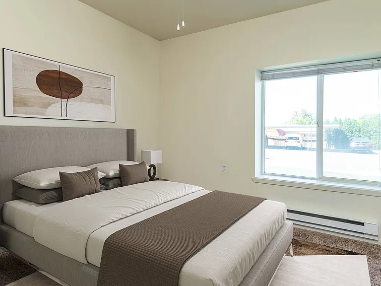 Center Pointe | Bedroom