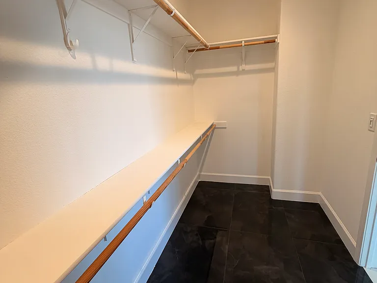 1600 Ranch Ln — Photo 12