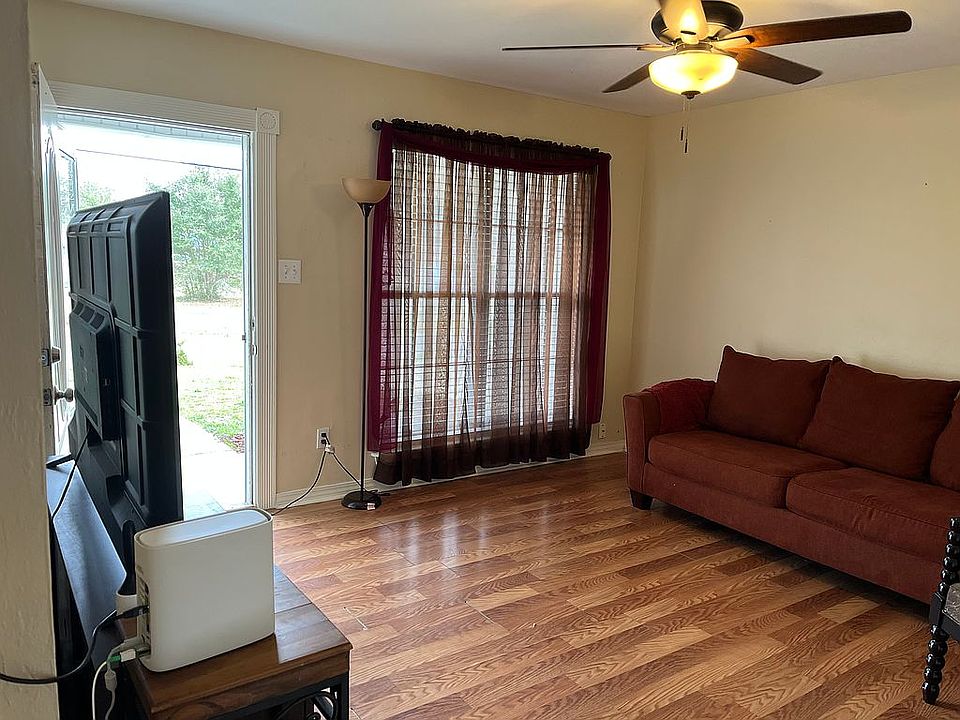 1st image of 5607 Glass Dr