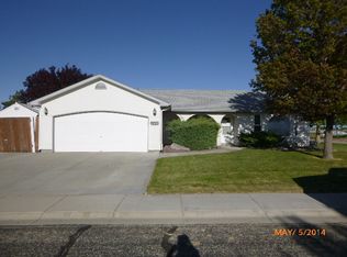 395 W Bloomington Dr, Meridian, ID 83642