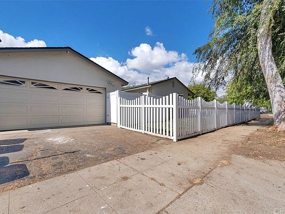 4th image of 7126 Lena Ave