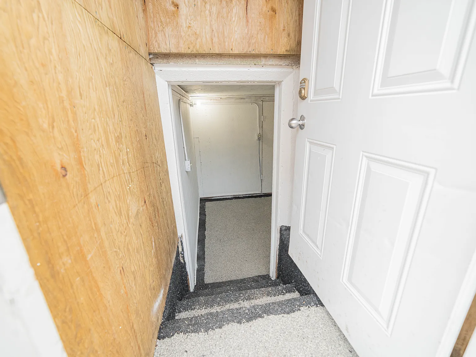 371 Ambrose St — Photo 3