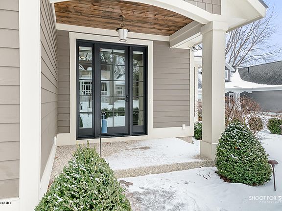 5th image of 389 Big Bay Dr