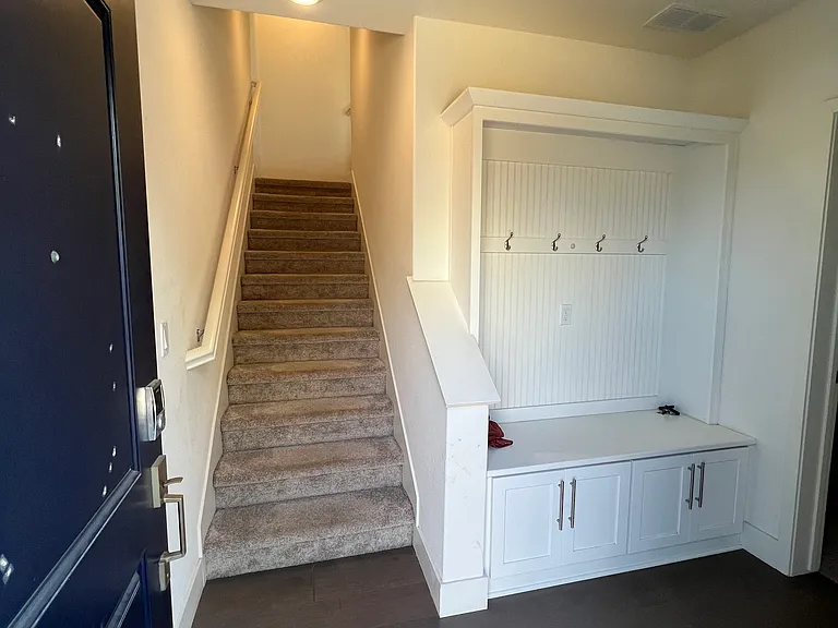8567 Leeward Way — Photo 10