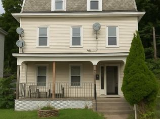 7 Winthrop St, Worcester, MA 01604