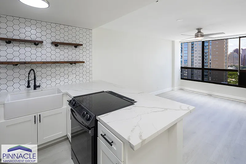 1 bed, 1.0 bath, 548 sqft, $2,600 — Photo 2