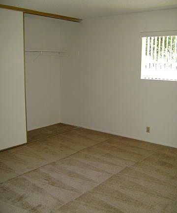 2nd image of 9641 Park St
