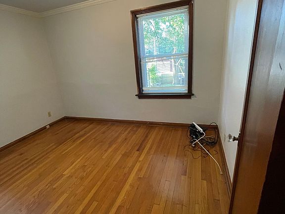 2nd image of 4964 Fyler Ave #1E