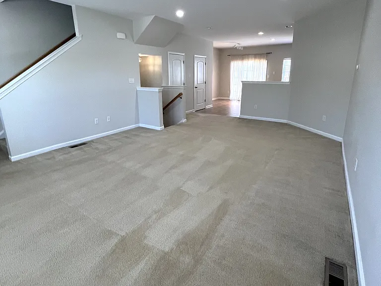447 Toftrees Dr — Photo 5