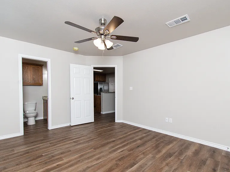 2361 S Wall St #A — Photo 10