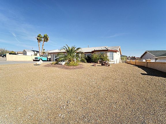 2nd image of 3770 Chiricahua Dr