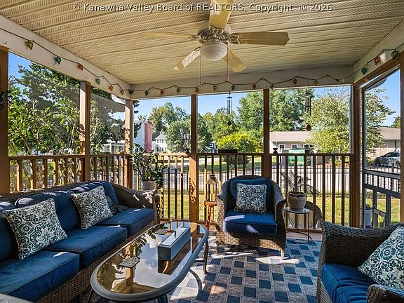3rd image of 144 Windmere Dr