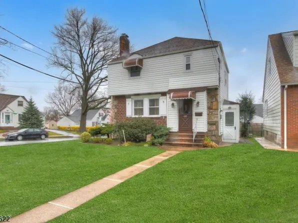 105 Merrill Rd, Clifton City, NJ 07012