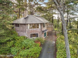 120 Bonny Ln, Manzanita, OR 97130