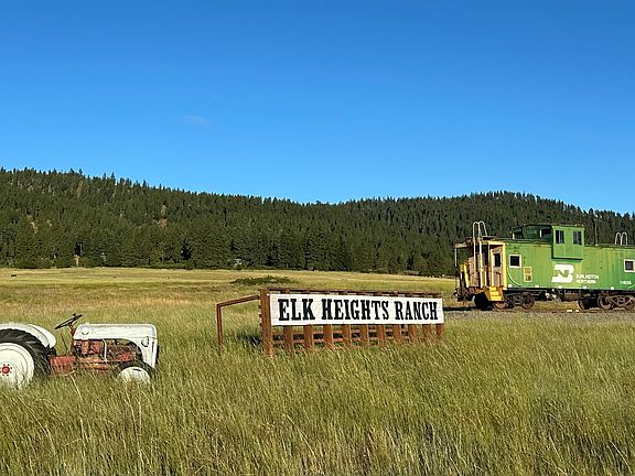 Entry to Elk Heights Ranch