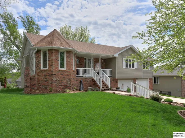 4619 S 154th Cir, Omaha, NE 68137