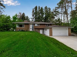 11746 Liberia Rd, East Aurora, NY 14052