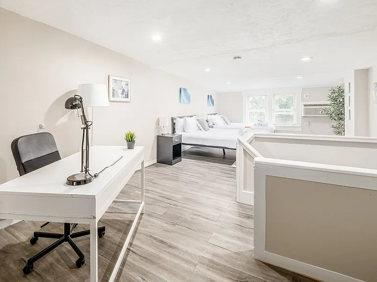 605 Oak St — Photo 31