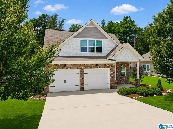 324 Shelby Farms Ln, Alabaster, AL 35007