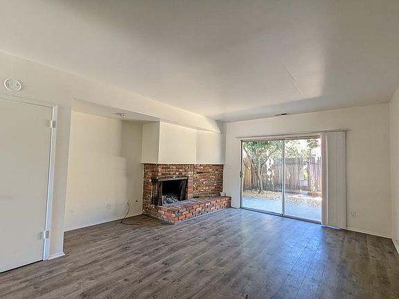 2nd image of 3736 Amalfi Way APT A