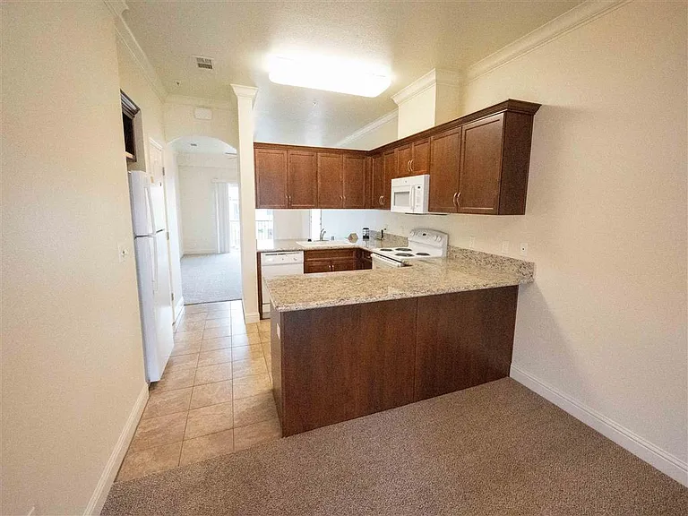 Dominion Courtyard Villas — Photo 26