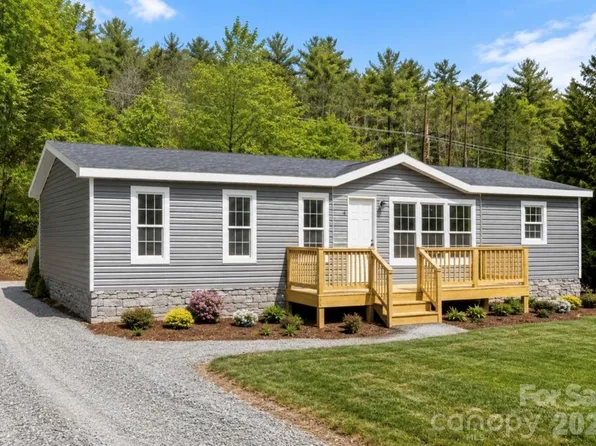 Bell Sprinkle Rd, Weaverville, NC 28787
