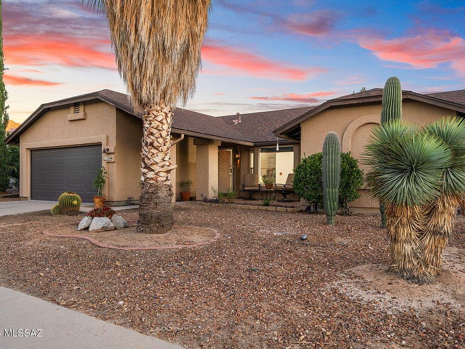1st image of 1509 W Canyon Shadows Ln