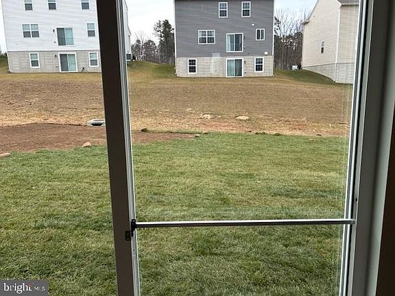 2nd image of 1013 Bunch Berry Dr