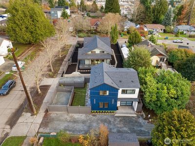 3011 SW Henderson Street, Seattle, WA, 98126