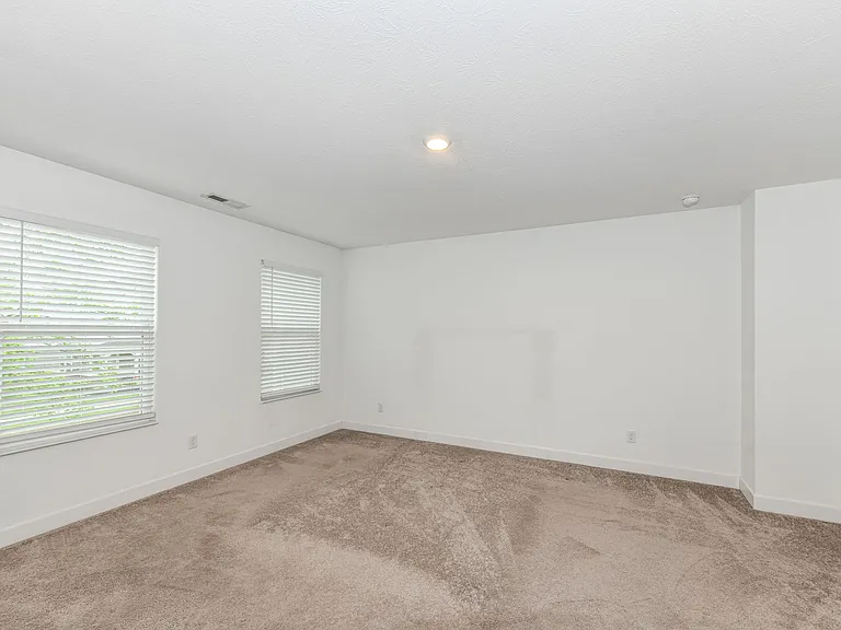 7199 Governors Row S — Photo 24